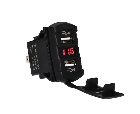 Dual-USB-Ladebuchse, quadratisches Voltmeter mit digitaler Anzeige und roter LED