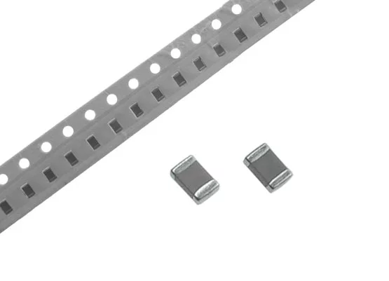 Multilayer ceramic chip capacitor; 0.47pF