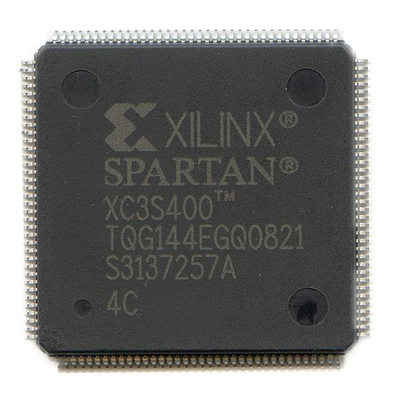 XC3S400-4TQG144C
