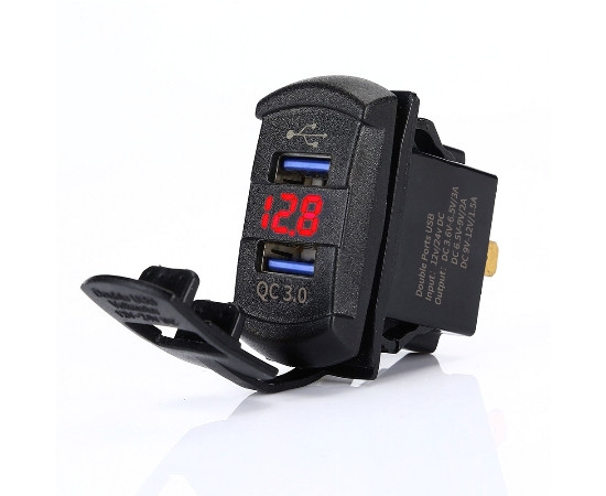 Dual-USB-Ladebuchse, Power-USB; 2x3,0A + Voltmeter; Rot; Quadrat