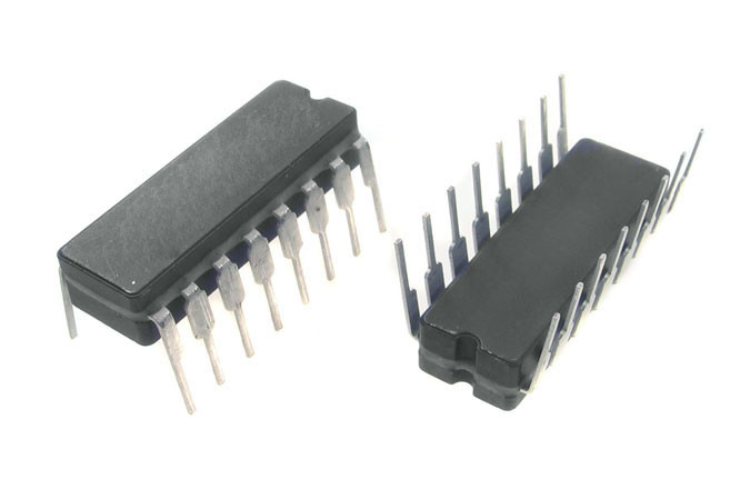 AD7524TQ