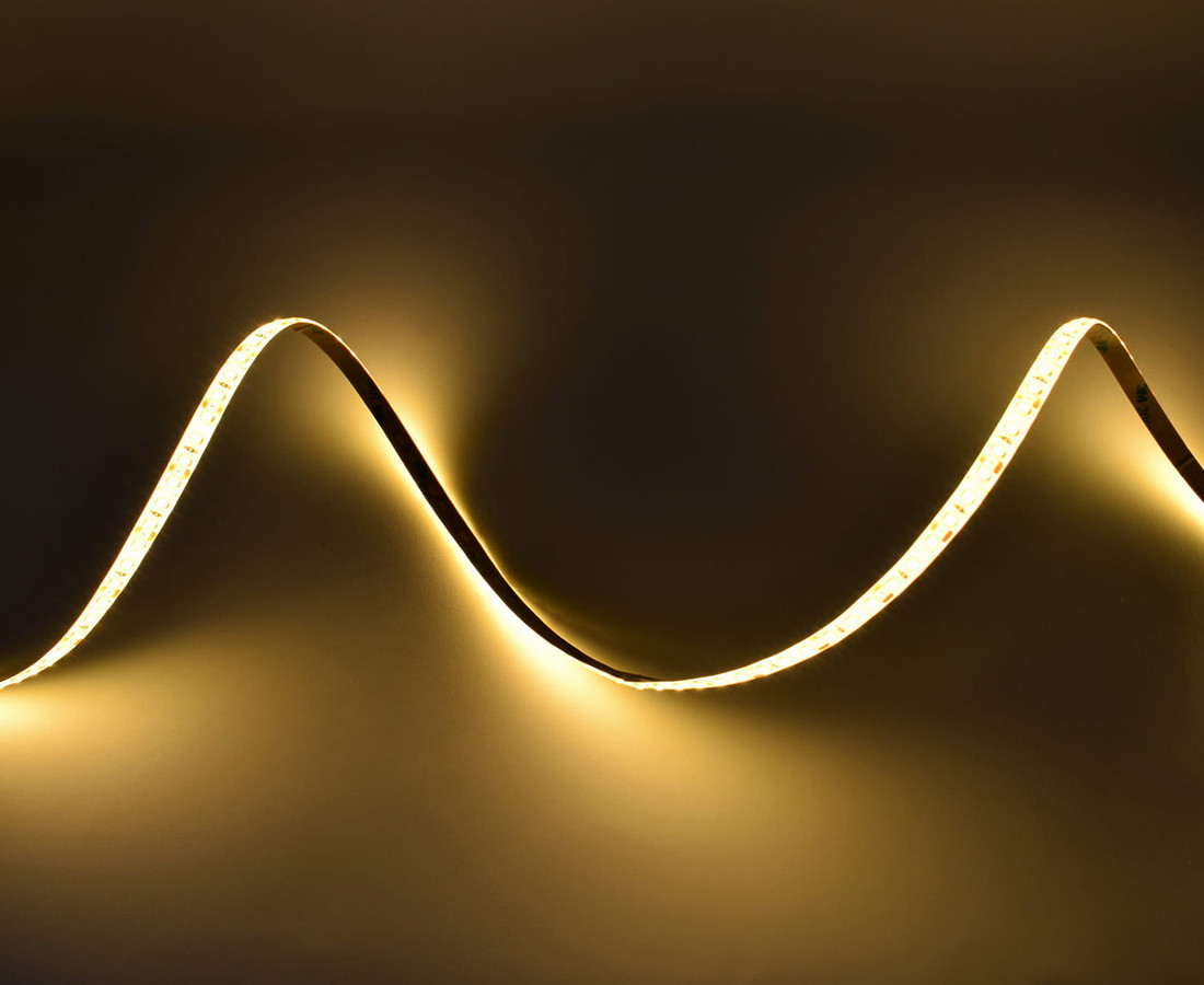 Taśma&nbsp;LED&nbsp;2835/120&nbsp;Ciepły&nbsp;12V&nbsp;IP65