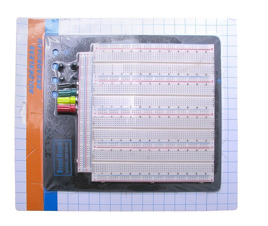 DS1136-15-3220SNW CONNFLY Breadboard