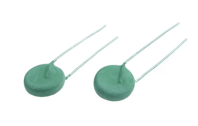 Termistor PTC; 10R