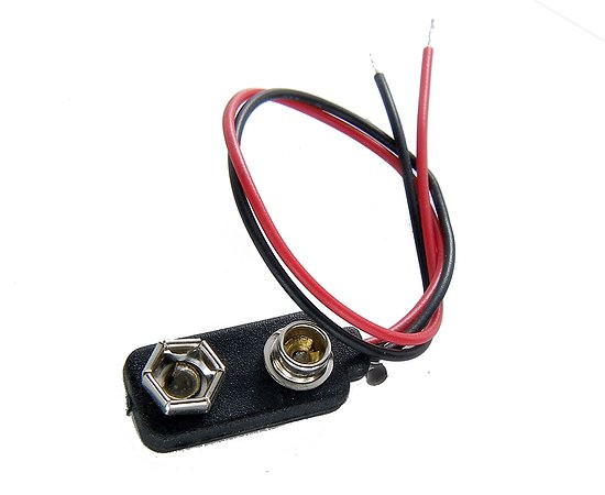 Snap-on battery connector 