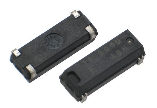 quartz cr.  8.000 MHz plasticSMD