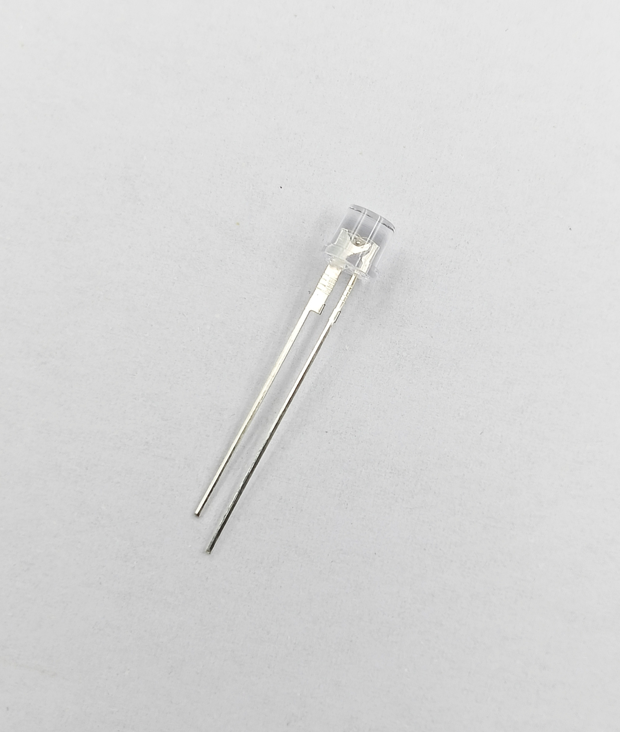 OSM57L57E1P RoHS || OSM57L57E1P warm white 10000/12000 mcd