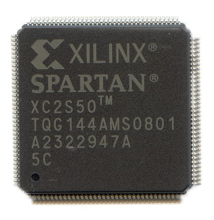 XC2S50-5TQG144C